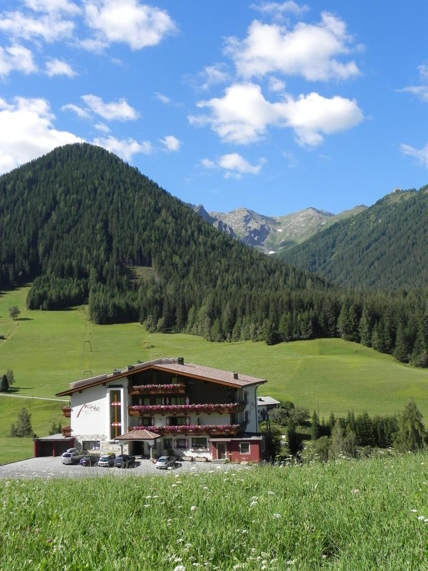 Aparthotel Garni Monte Kartitsch Exterior photo